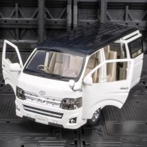 1:32 HIACE MPV LM300H Legierung Auto Modell Spielzeug Diecast Metall Van Simulierte Business Fahrzeuge Licht Sound Spielzeug Für Jungen Geburtstag Geschenke