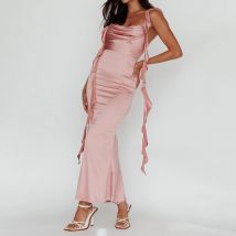 Neue Mode Frauen Lange, Figurbetontes Kleid Stilvolle Feste Rüschen Trim Quaste Square Neck Spaghetti Strap Kleid Heißer Verkauf S M L