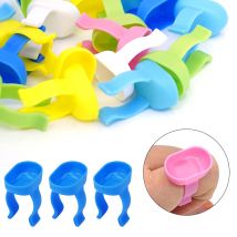 20pcs Dental Mixing Bowl Cup Finger Ring Holder Dappen Dish Plastic Silicone Prophy Paste Rings Handy Tool Dentistry Medicine