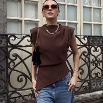 HXAO Sommer Tops Damen T-Shirt Asymmetrische Crop Tops Ärmellos Plissee T-Shirts Schlitz Schlank Schwarz Rot Braun Damen Kleidung Y2K