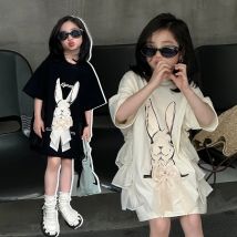 Sommerkleid für Mädchen, trendiges, cooles, modisches, vielseitiges Mid-Cleinkind-T-Shirt für große Kinder, Top, Neuankömmling 2025