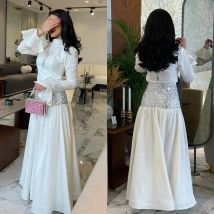 Maßgeschneidertes Jiayigong hochwertiges Mesprit-Kleid in exquisiten Größen erhältlich, Kragen, A-Linie, mit Perlen verziert, drapiert, bodenlang, Charmeuse-Kleid