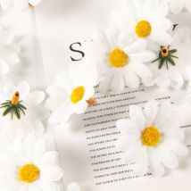 Stoff-Seiden-Gänseblümchen-Blumenkopf, 100/200 Stück, weiße Gänseblümchen, künstliche Chrysantheme, künstliche Blumenköpfe für Hochzeit, Zuhause, Party, Dekoration