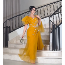 Golden Mermaid Prom Dresses Long for Arabic Women 2025 Square Neckline Beading Crystal Beaded Formal Evening Gowns
