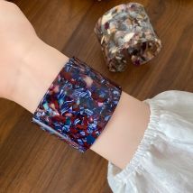 2025, Retro-Stil, bunt, gestreift, offene Armreifen für Damen, modisches Armband, Sinn für Design, Temperament, Hand-Accessoires, Großhandel