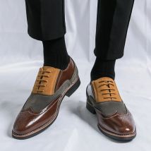 Neue Mode Match Farbe Business Kleid Schuhe Leder spitze Schnürschuhe Herrenschuhe Brock geschnitzte Schuhe Herren Hochzeitsschuhe
