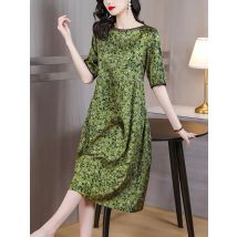 Frauen grün Blumen Seide Satin Midi Kleid Sommer Mode Kurzarm lose Taille Kleid 2024 koreanische Vintage Luxus elegantes Kleid