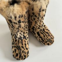 Winter Pelz Schuhe Frauen Echt Kaninchen Fell Stiefel Frauen Plüsch Warme Schnee Stiefel Luxus Mode Schuhe Mädchen Pelzigen Pelz Stiefel