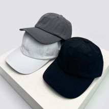 Neue Unisex Solide Schnell Trocknend Sport Baseball Hüte Atmungsaktive Outdoor Sonnenschirm Einfache Schirmmützen Vielseitig Mode Straße ins