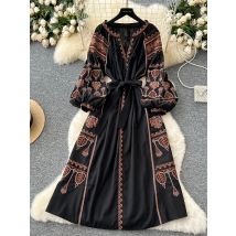 Bohemian Retro Ethnic Style Dress Women's Spring Autumn Embroidered Lace Up Lantern Sleeves Waist Cinching Long Dress A155