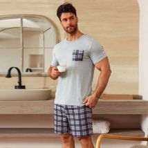 Stilvolles Herren-Pyjama-Set, 2-teilig, Satin, kurze Ärmel und karierte Shorts, bequeme, weiche Nachtwäsche, Loungewear, kann außerhalb des Pjs getragen werden