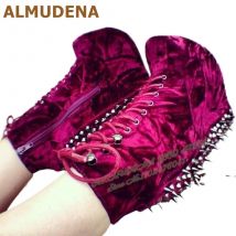 ALMUDENA Fuchsia Samt Nieten Keilabsatz Stiefeletten Plateau Schnürspikes Kurze Stiefel Punk Stil Herbst Winter Kleid Schuhe