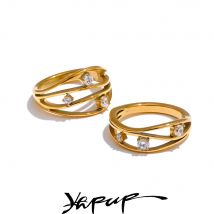 Yhpup Modering im 2 Stil, Edelstahl, Gussmetall, hohl, eingelegt, Zirkonia, 18 Karat Gold, PVD-beschichtet, trendiger Fingerschmuck