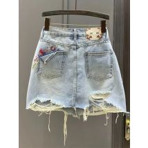 Summer 2024 A-line bag buttocks with holes, embroidered with rough edges, vintage denim skirt for women