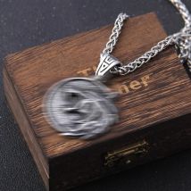 Vintage Norse Wolf Head Pendant Necklace, Solid Stainless Steel Amulet with Wooden Gift Box for Men