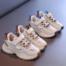Studenten Laufschuhe Air Mesh atmungsaktiv 2024 neue Mode Jungen Mädchen Turnschuhe dicke weiche Sohle Kinder Sportschuhe Klett verschluss