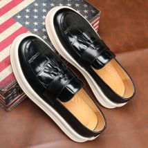 Herren Trendy Personalisierte Designer Quasten Loafer Herren Slip-on Casual Lederschuhe Männer Dicke Sohle Erhöhte Schuh