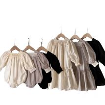 2025 Korean Style New Spring Family Matching Sister Clothes Apricot Black Bodysuit+Lace Square Collar Dress Sisters Look E9203