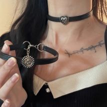 Machen Sie Vintage-Halsketten für Damen, schwarze Leder-Halsketten, dunkle Punk-Subkultur, Gothic, süßer Bankett-Schmuck, Geschenke