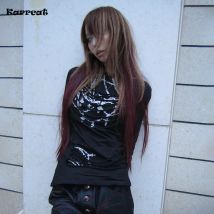 Karrcat Grunge Aesthetics Tattoo Print T-Shirt Trashy 2000er Jahre Stil Fake Zweiteiler Top Japanisch Y2k Streetwear Gothic American 00er Jahre