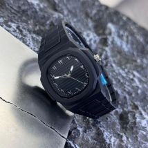 Klassische Herren-Quarzuhr, glattes Kunststoffpartikel-Armband, arabische Ziffern, Zifferblatt, Business-Casual-Stil, Entfernungswerkzeug im Lieferumfang enthalten