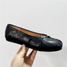 Split Toe Women Ballet Flats Fashion Tabi Shoes Casual Slip-on Loafers Ladies Pleated  Leather Espadrilles Zapatillas Mujer