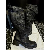 Schwarze matte Ritterstiefel mit Nieten für Damen, runde Zehen, umgeschlagener Rand, Slip-On-Hotties, lange Stiefel, 2025, Frühlings- und Herbstmode-Stiefel
