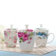 500ML Nette floral rose bone china frühstück becher, kreative blumen entwickelt, emaille becher, keramik kaffee tasse, mit deckel