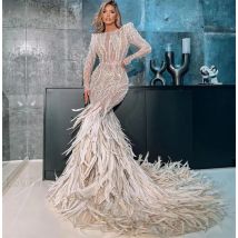Abito da sera a sirena con piume glamour Dubai Abiti da cerimonia arabi per occasioni formali Abiti da ballo con maniche lunghe e perle di cristalli