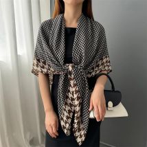 Winter mode 130cm Quadrat schöne Blumen dicke Viskose Schal Schal Dame hochwertige Wickel Pashmina gestohlen Bufandas muslimischen Hijab