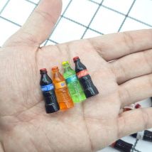 Bottiglie per bevande con acqua frizzante in miniatura per casa delle bambole Fai finta di giocare con giochi di cucina Giocattoli per feste