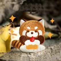 Simpatico Panda rosso ricamato patch per ragazze borsa ferro sulle toppe adesivo colla piccola per bambini vestiti Hairclip Designer