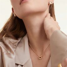 Minimalist Hollow Cross Round Pendant Necklace for Women Fashion Clavicle Chain Necklace Statement Jewelry Girl Gift