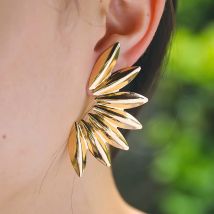 Vintage Metal Big Drop Earrings for Women Golden Color Exaggerate Leaf Fan Shape Dangle Earrings Personality Geometry Jewelry