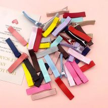 20 teile/los 5cm band gefütterte Krokodil klemmen Schleifen für Mädchen Frauen Haarschmuck Zinken Haars pangen Haars pangen Metall klauen clips
