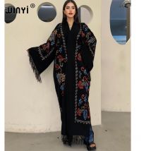 WINYI Winter Frauen quaste Pashmina Stickerei Langen Mantel muslimische frau kleider robe abaya dubai luxus Nahen Osten Weibliche KIMONO