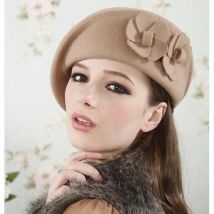 Fashion Women Flowers Cashmere Berets Female Bonnet Caps Winter women's hats High quality wool Beret Lady Painter Hats Lady