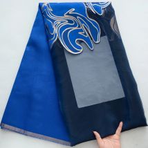​ Luxuriöser 5 Yards afrikanischer zweitexuriger blauer Jacquard-Spitzenstoff – Goldwellenstickerei-Brokat auf Netz und Satin für Abendkleider
