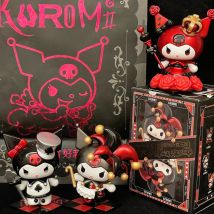 Toptoy Sanrio Kuromi Poker Kingdom Blind Box - Ręcznie Robione Ozdoby na Biurko, Lalka dla Dziewczynek, Prezent na Halloween, Modna Kolekcjonerska Zabawka