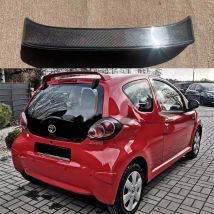 Rear Roof Spoiler V.1 For Toyota Aygo MK1 （2005-2015 ）Hatchback Black FRP Carbon Fibre  Lip Spoiler For Car Tail Wing Decoration