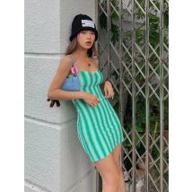 Nibber 2025, Sommerkleid für Damen, sexy Trend, gestreift, bedruckt, Spaghettiträger, ärmellos, rückenfrei, plissiert, Strandurlaub, Mini, figurbetont