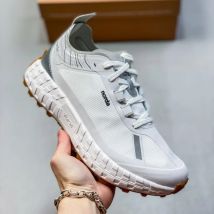 2025 heißer Verkauf Golf Schuhe für Männer Frauen Sommer Sport Schuh Mann Anti Slip Golf Training Schuhe Unisex Designer Walking Schuh