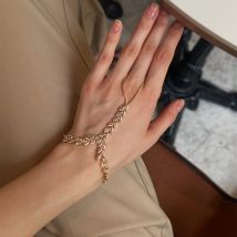Dainty Leaves Hand Chain Bracelet Ring Gold Plated Handmade Link Chains Connecting Harness Bracelets Hand Jewelry for Women Gift