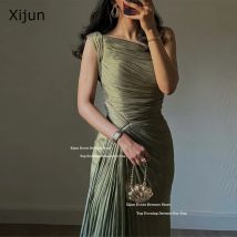 Xijun Elegante grüne lange Abendkleider, ärmellose Falten, A-Linie, Ballkleider, Seidensatin, Ballkleider für formelle Anlässe, individuell gestaltet