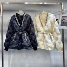 Winter V-ausschnitt Diamant Kurze Baumwolle Unten Jacke Frauen Weiße Ente Unten mit Gürtel Lose Jacken Weibliche Dicke Warme Parker Outwears