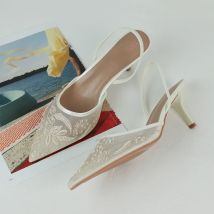 Sommer Marke Damenschuhe Weiß Stiletto Floral bestickt Mesh Elegante High Heels Spitze Hochzeit Braut Sandalen für Damen