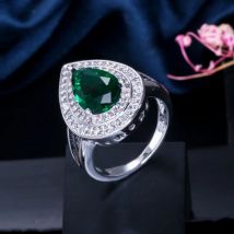 Pera High Quality Big Water Drop Lovely Green Cubic Zirconia Stone Paved Luxury Women Wedding Finger Rings for Brides Gift R053