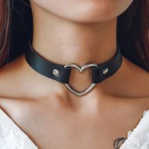 Neue Schwarz Multi Farbe Punk Kragen Halskette Sexy PU Leder Herz Lock Key Spike Halsband für Frauen Gothic Cosplay Partei Schmuck