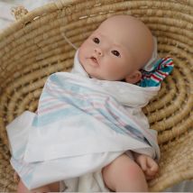 17" Micro Preemie Ganzkörper-Silikon-Babypuppe „Harper“ Lebensechte Mini-Reborn-Puppe Surprise Kinder Anti-Stress My Melody