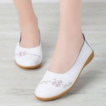 Buty damskie 2024 nowe wiosenne buty oddychające mokasyny damskie mokasyny damski buty do chodzenia na co dzień zapatos de mujer rozmiar 35-40